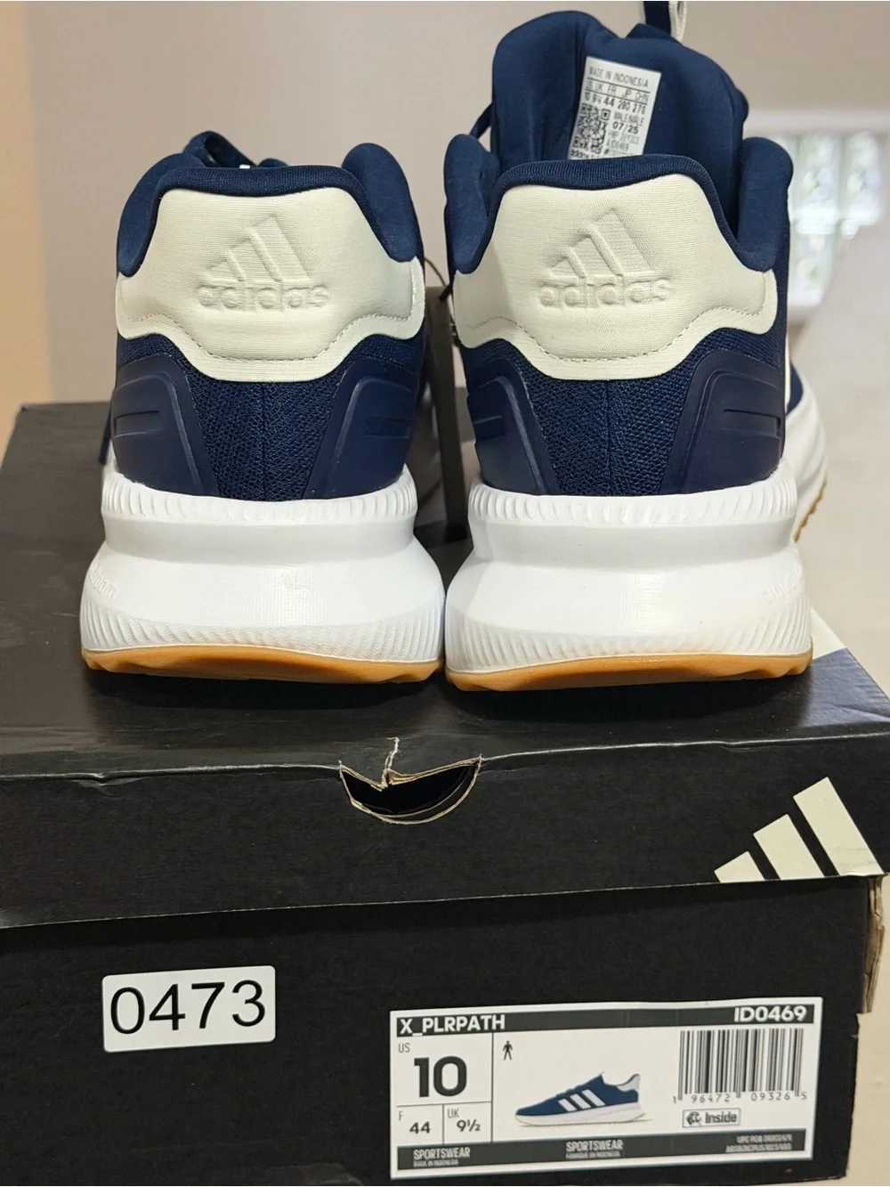 adidas Men’s Navy & White Sneakers